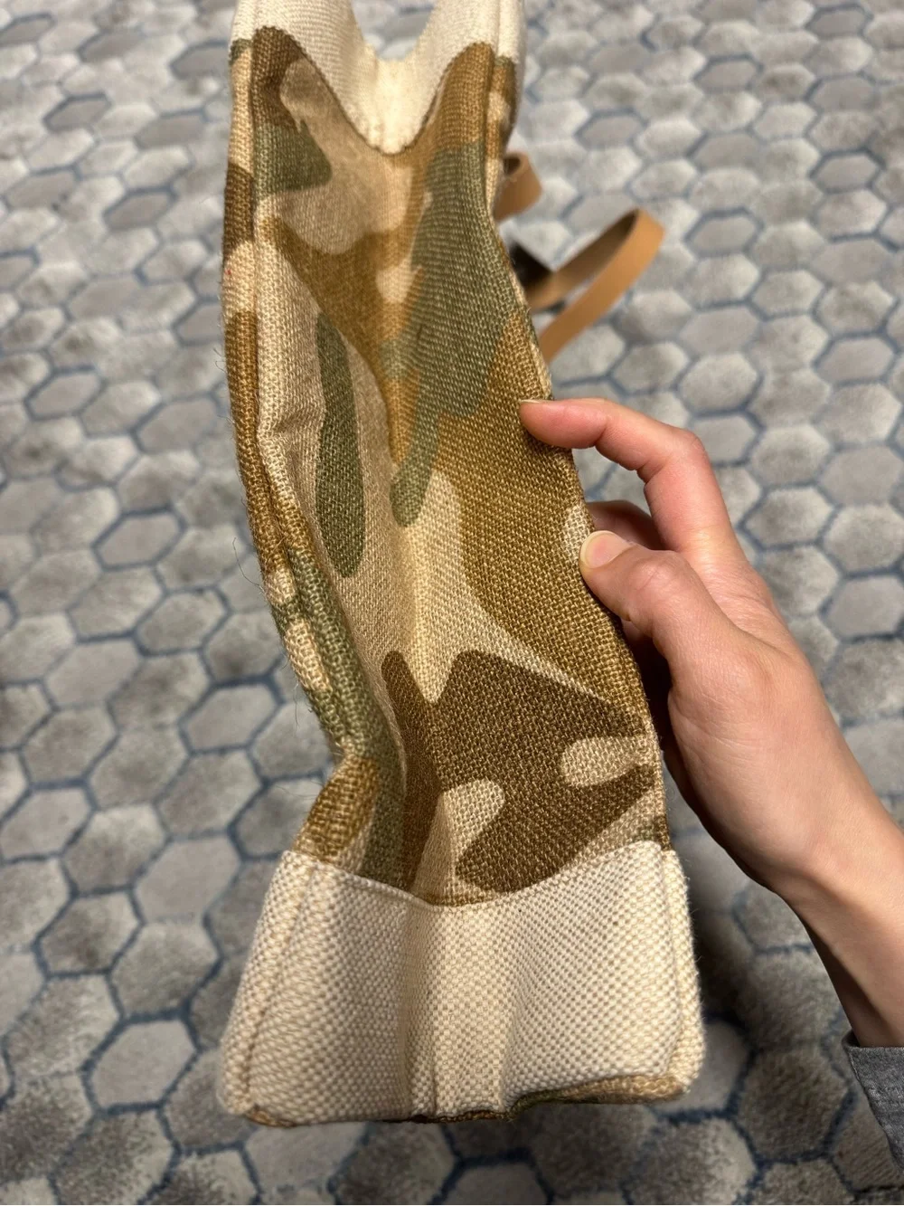 NWT Apolis Market Tote in Safari - Picture 5 of 5